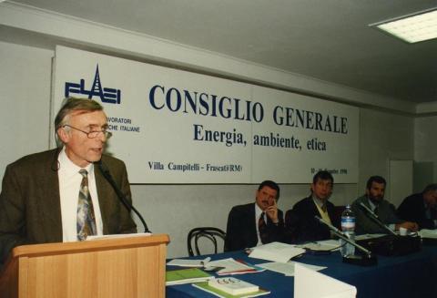 img047.jpg