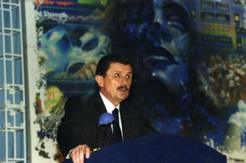 img200.jpg