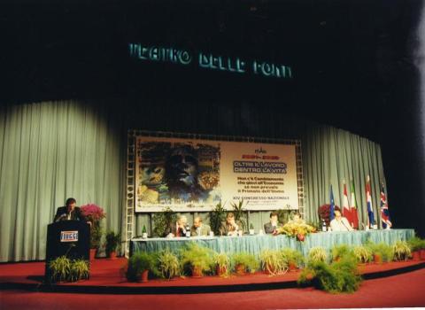 img208.jpg