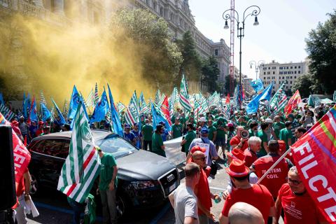 CISL-Manifestazione E-distribuzione - 003.jpg