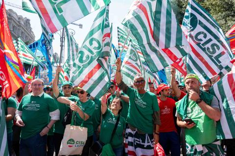 CISL-Manifestazione E-distribuzione - 012.jpg