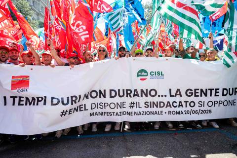 CISL-Manifestazione E-distribuzione - 024.jpg
