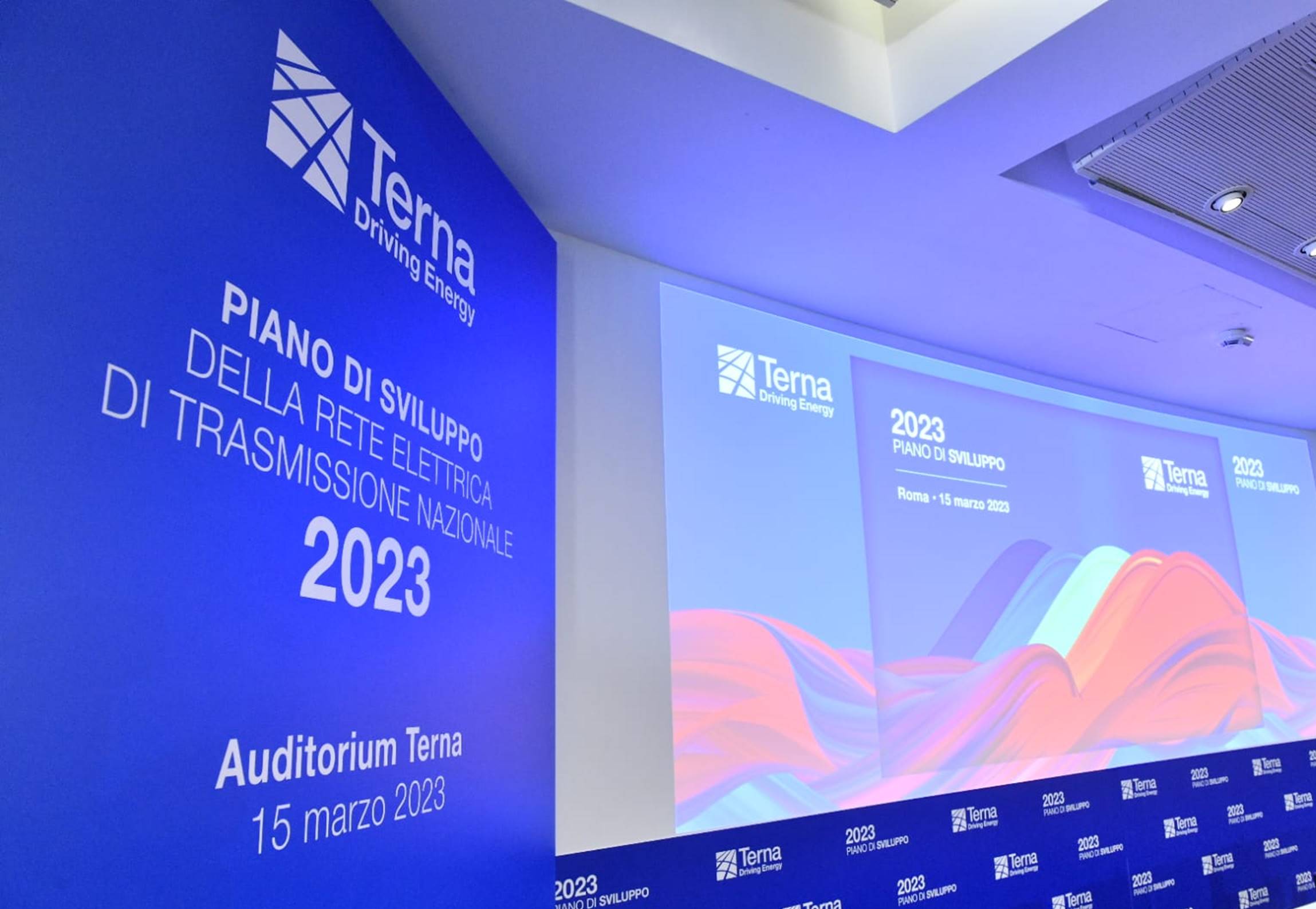 TERNA - Presentato il Piano di Sviluppo 2023 della Rete elettrica di trasmissione nazionale